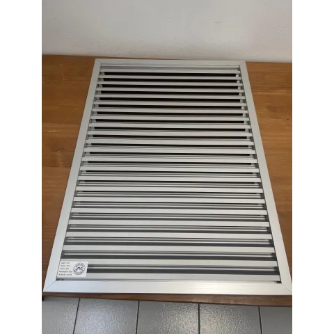 Grille d'aération 560X800 HT